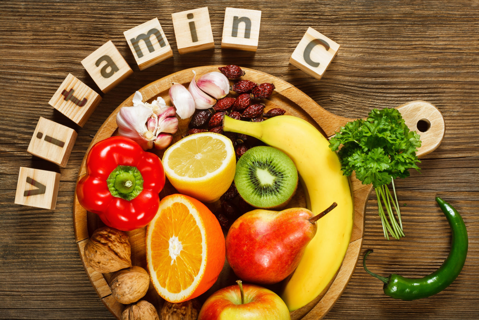 Vitamin C: dosis, manfaat, sumber dan defisiensi
