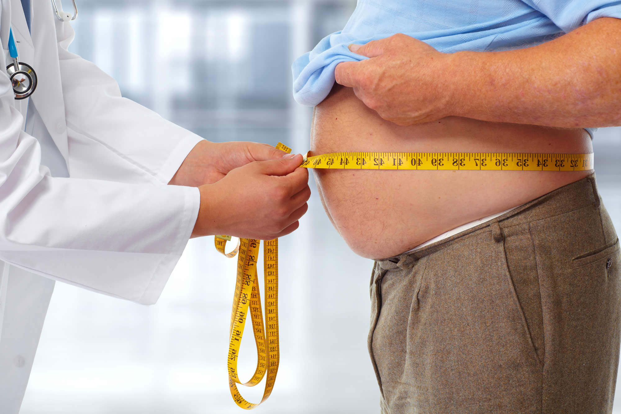 Obesity increases the risk of fat in the lungs